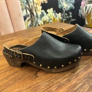 Bosabo "Camille" Clogs - black leather - size 8/9